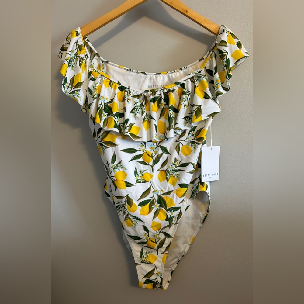 NWT Betty Jade Swim Suit XL (on or off shoulders)